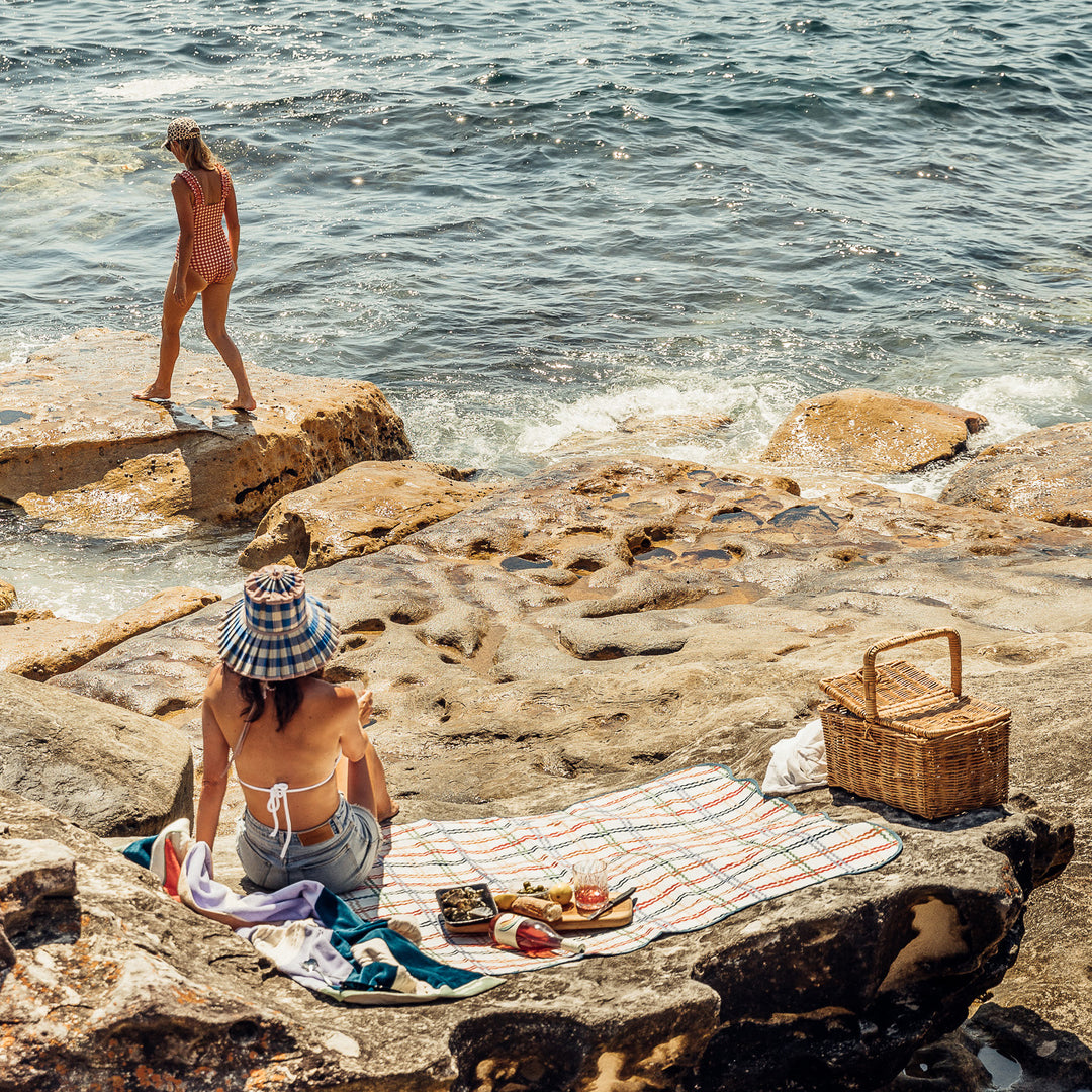 Basil bangs picnic rug beach lounger beach towel