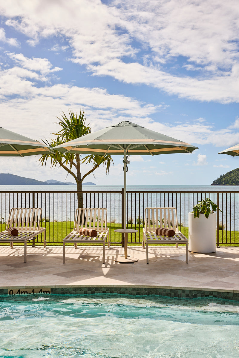 Basil Bangs commercial umbrella 2.8 sundial umbrella the sundays hamilton island